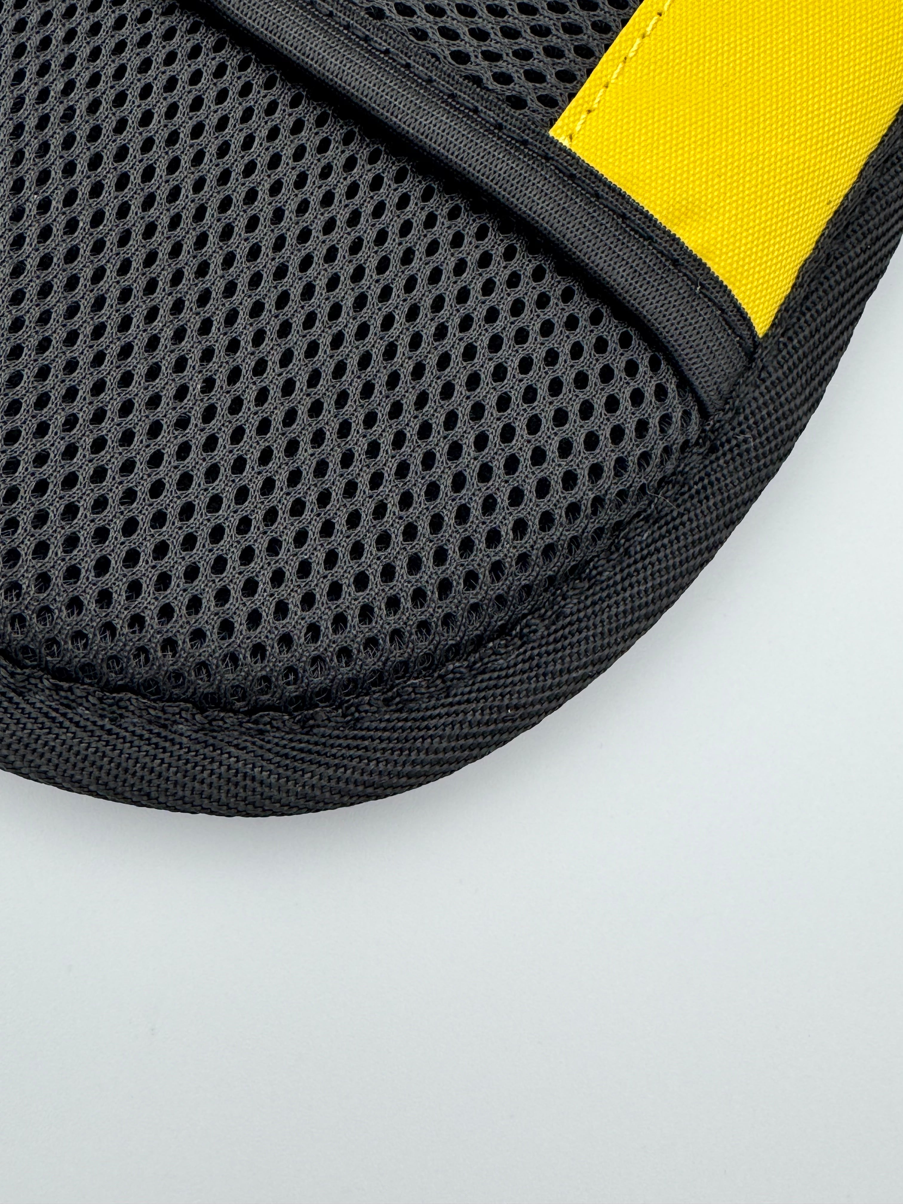 Furmigo's "Purr-fectly Clean" Magic Mitt! 🐾